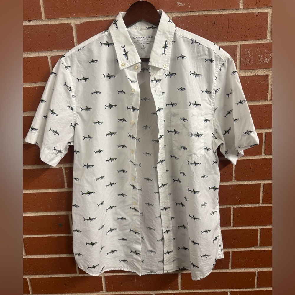 Banana Republic Luxe Poplin Fish Print Button-Down Shirt Slim Fit Small